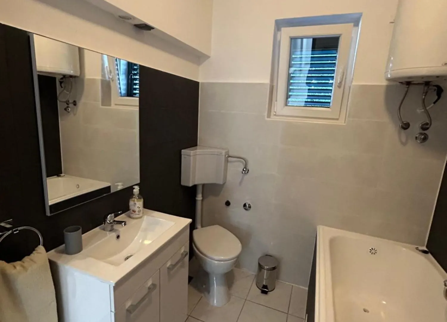 Apartmani Belas Traù 0*,  Croazia